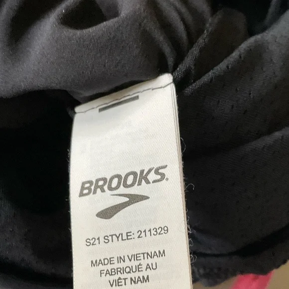 Brooks Men's Sherpa Split Short 3in Black Running Shorts Size Medium - Picture 7 of 7